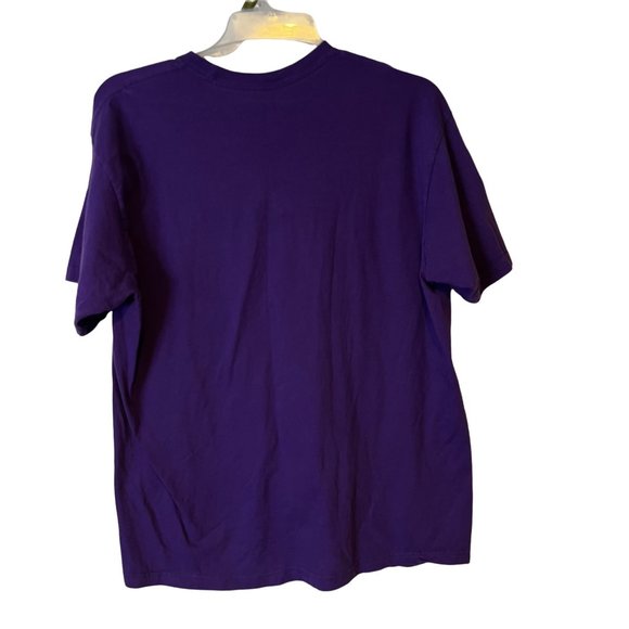 Space Jam Tornado Taz Tasmanian T Shirt Purple Short Sleeve Retro - Picture 4 of 8